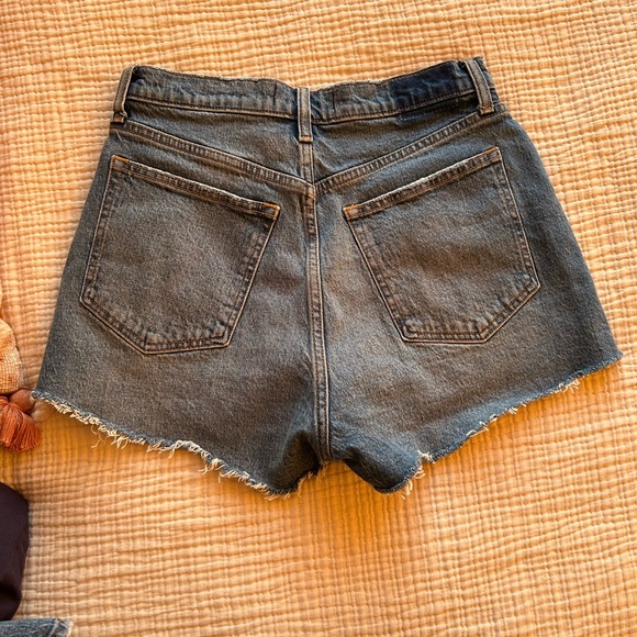 Abercrombie high rise mom shorts - Picture 2 of 3